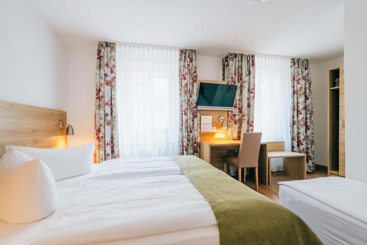 Hotel Andres Bamberg Bagian luar foto