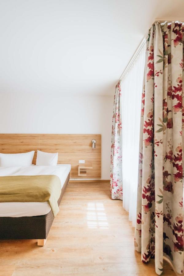 Hotel Andres Bamberg Bagian luar foto
